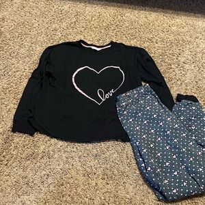 Heart Print Womens Pajamas Set - Black and Blue
